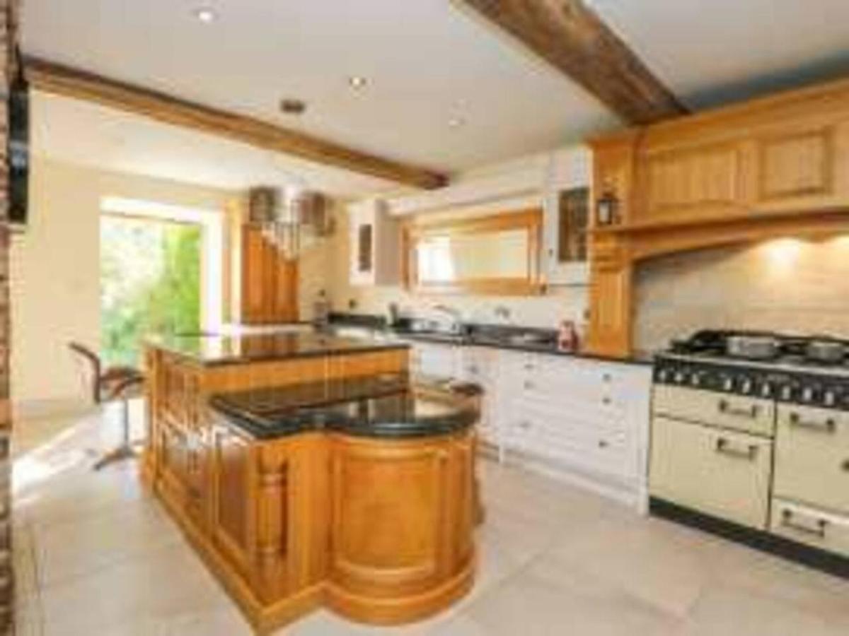 Meagill Farmhouse Hot Tub Bbq Hut Villa Otley  Exteriör bild